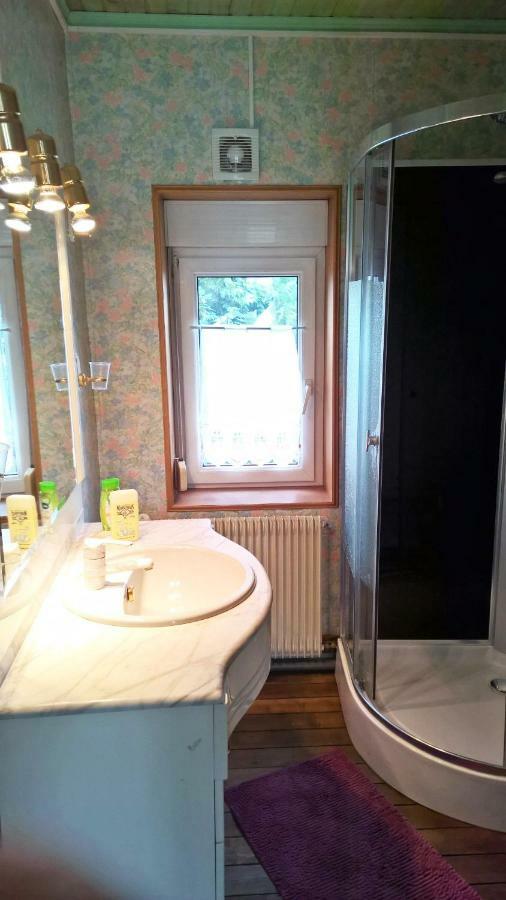 Le Point Du Jour Bed & Breakfast Revin  Eksteriør bilde